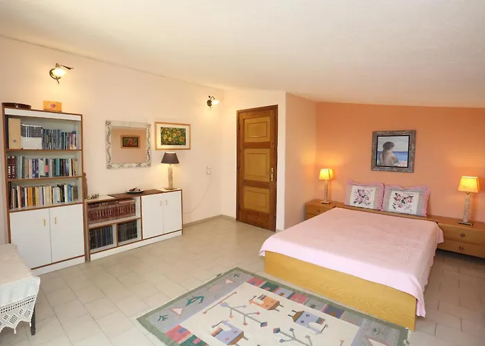 Villa Orestis Melina *